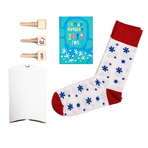 Подарочный набор Зима, упаковка, прищепка с шильдом, календарь 2019, носки тематические